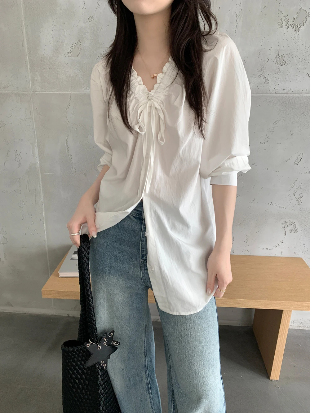 

2Colors Summer 2025 Korean Style Ruffles V Neck Long Sleeve Shirt Loose Thin Sun Protection Blouse Female Outwear tops (X0902)