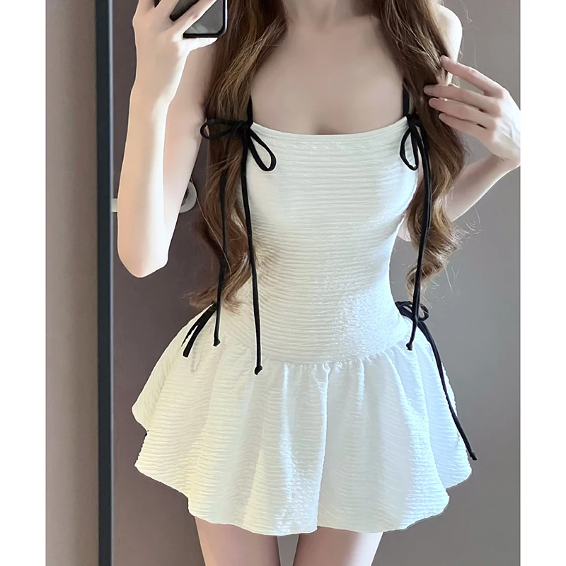 Vestido elegante, traje de baño a la moda para mujer, traje de baño ajustado de una pieza con tirantes y lazo, nuevo traje de baño de estilo francés para niñas 2025