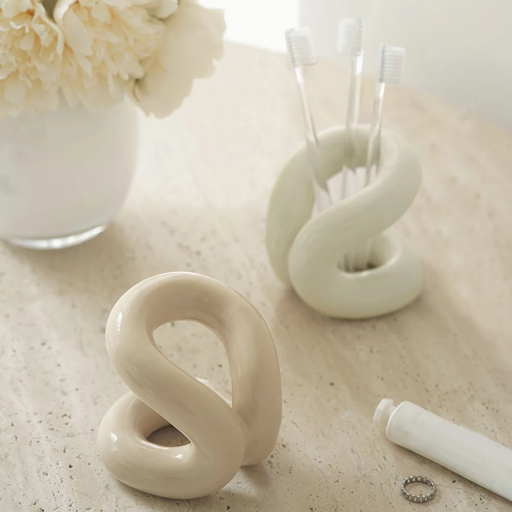 Ceramic Art Multi Holder Minimalist Design Rope Knot Toothbrush Stand for Toothbrushes for Bathroom Vanity and Countertops Decor