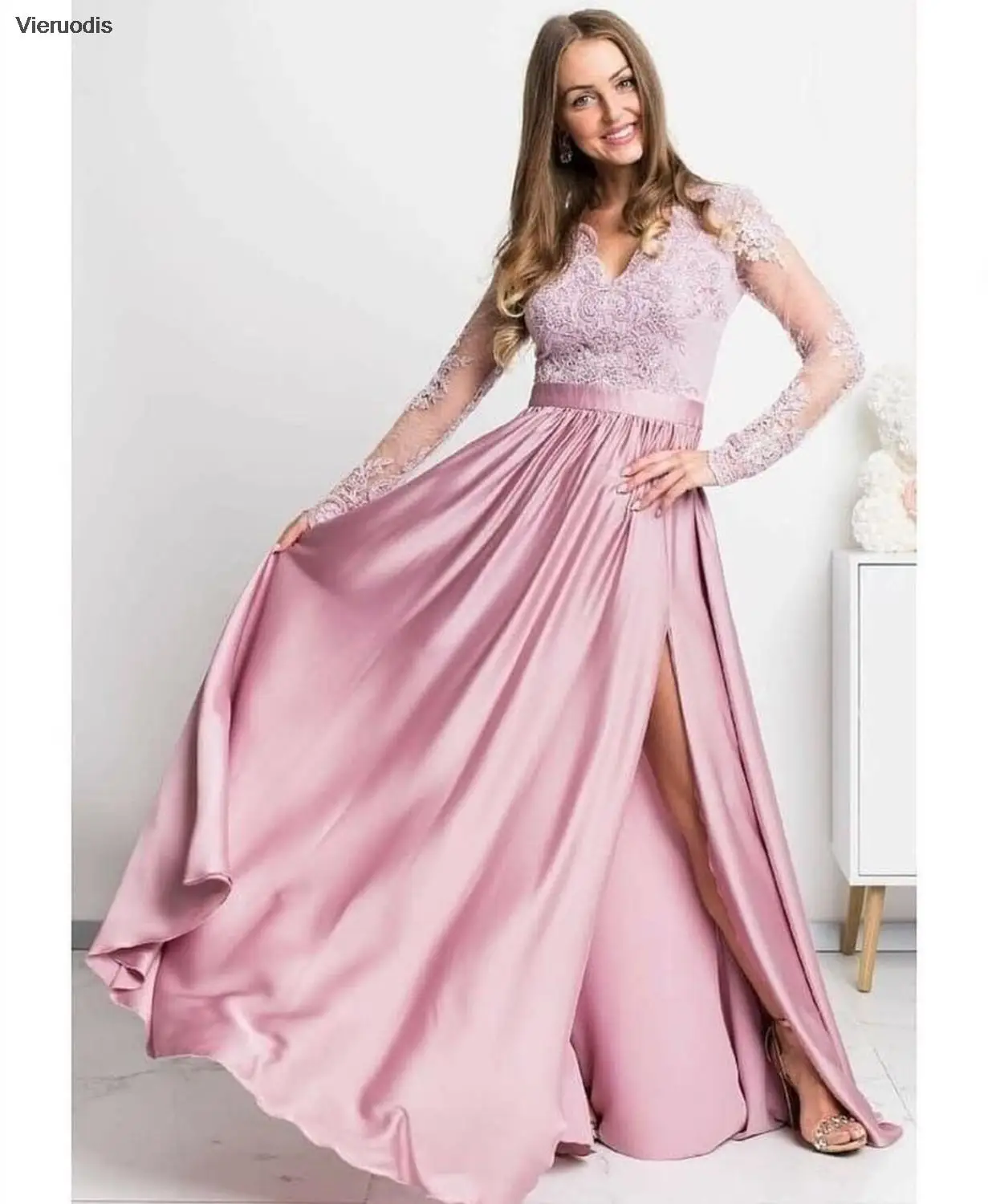 Abito da sera rosa 2021 manica lunga applicazioni in pizzo scollo a V lunghezza del pavimento perline di cristallo sexy spacco laterale abiti da festa formale da donna