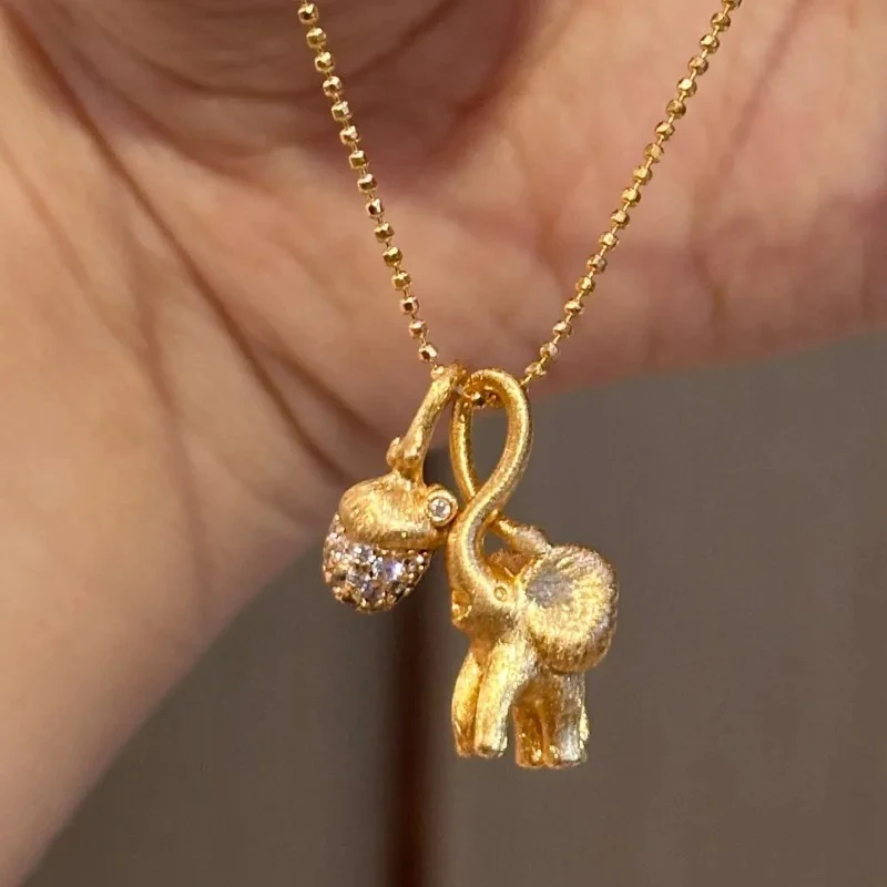 

Creative new in brushed pine cone long nose elephant necklace diamond inlay retro fashion exquisite collar chain jewelry gift