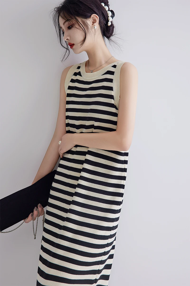 

DAISULE Black White Striped Sleeveless Knitted Vest Dress Loose Slimming Long Skirt Korean Style Commute H-Line Summer Dress