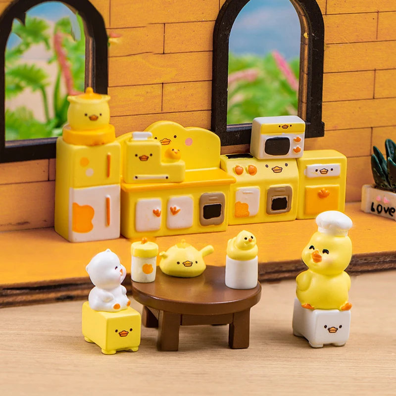 

6Pcs Cartoon Kitchen Little Duck Ornament Cabinet Refrigerator Oven Casserole Model Micro Landscape Dollhouse Miniature Toy