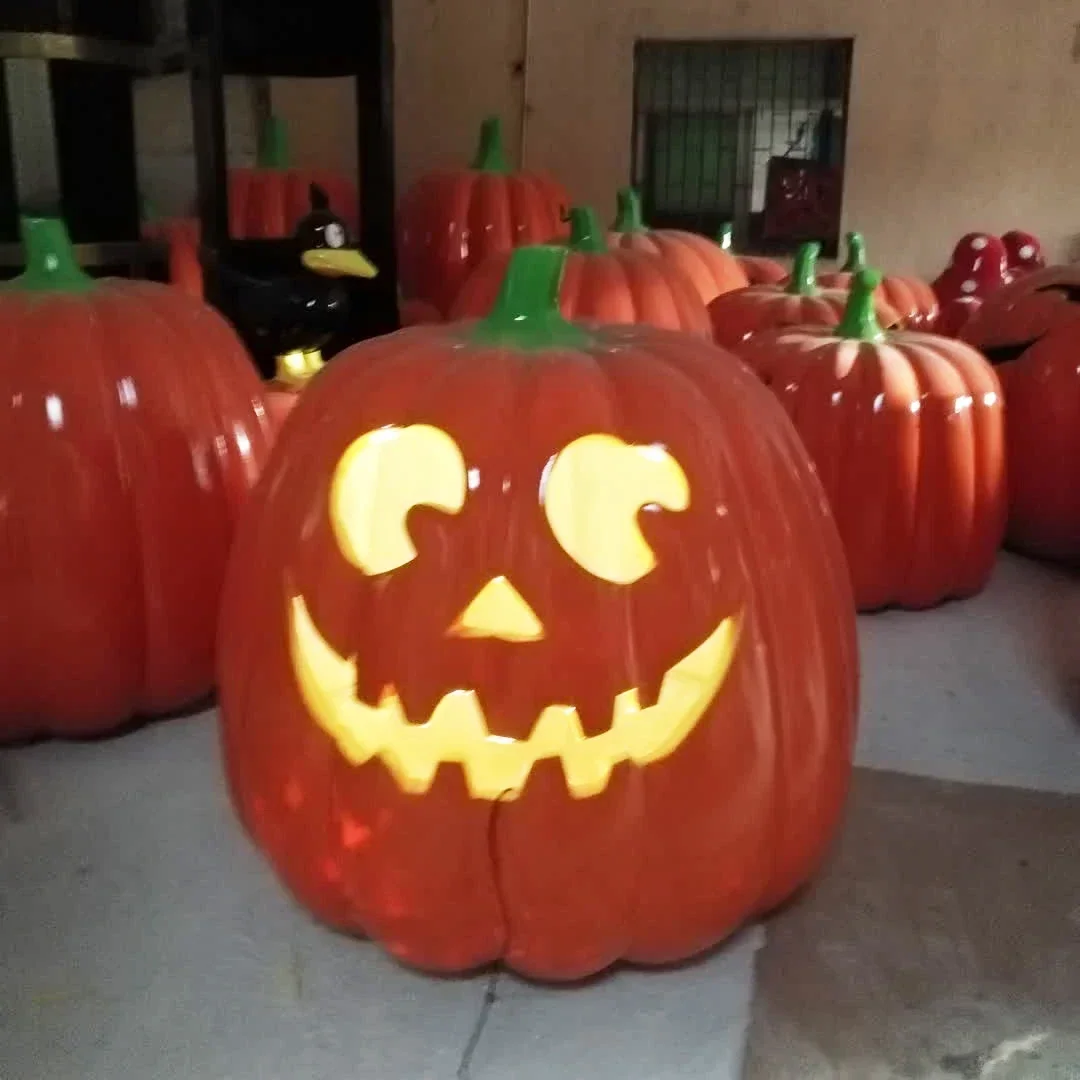 Commercial Fiberglass Pumpkin Statues Outdoor Garden Decorations Halloween and Christmas Interior 