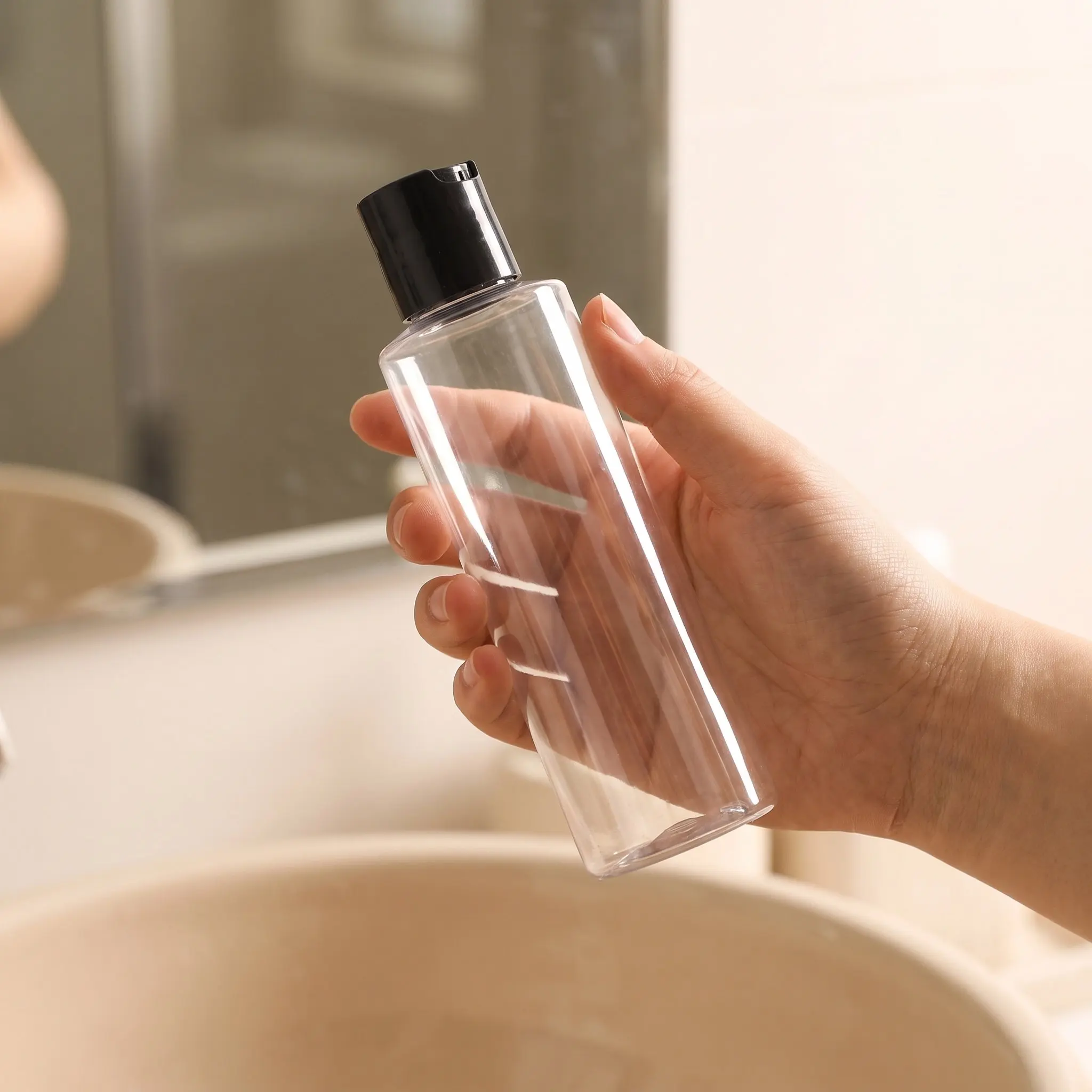 3Piece Reusable Clear Plastic Bottles Leak Proof Design Travel Dispensing Set 200Ml Funnel Labels for Shampoo Lotion Toiletries