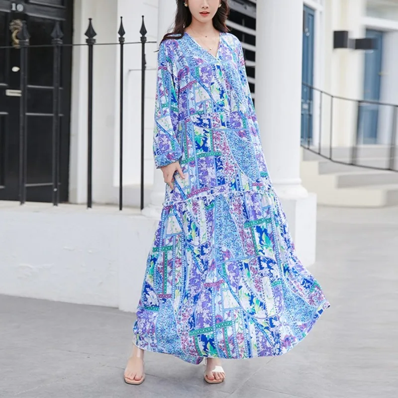 Tinaa Bohemian Plus Size Dresses 2025 Tierred V Neck Long Sleeve Printing Holiday Beach Loose Fit Long Dress with Belt  2311