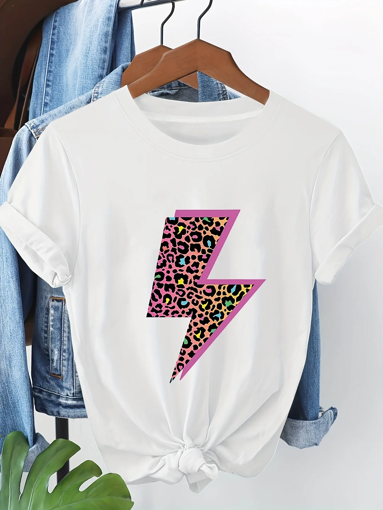 

Women's Short Sleeve T-shirt Colorful Leopard Print Lightning Bolt Graphic Print Crew Neck Casual Daily Top For Summer & Spring