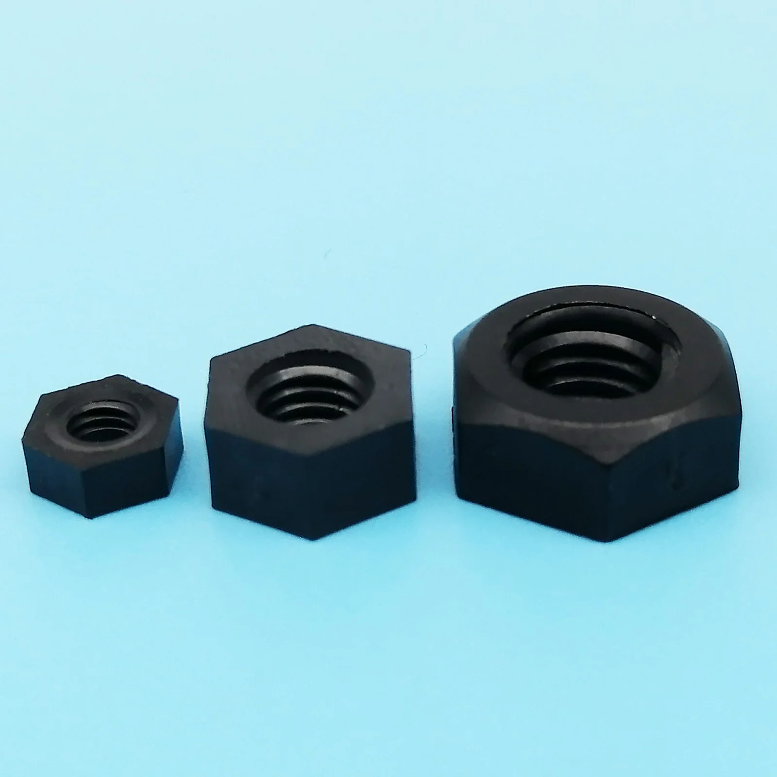 HZYUEGOU 50 Stück Schwarz Weiß M2 M2.5 M3 M4 Kunststoff Nylon Sechskant-Abstandshalter Stecker Buchse Phillips Flachkopf Rundkopf Schraube Bolzen – Detail 6