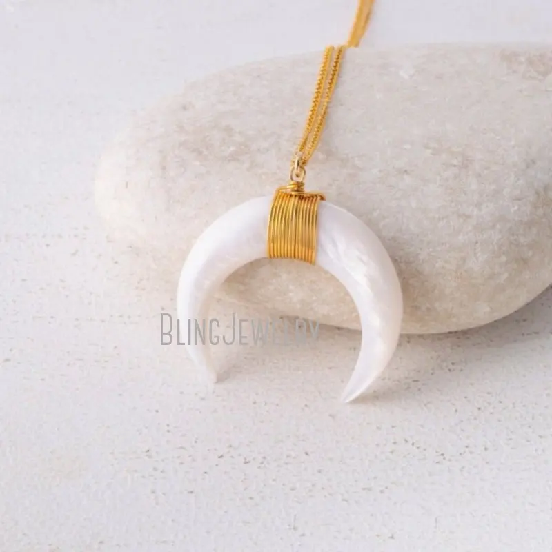 

NM42454 Horn Necklace Crescent Shell White Half Moon Jewelry Chain