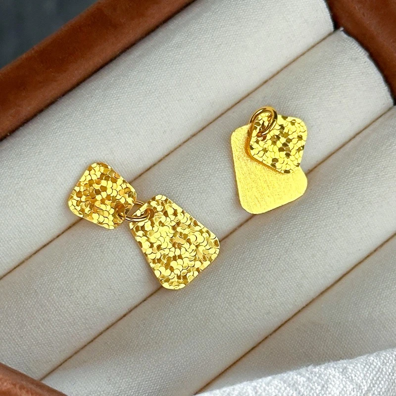 

Fahsion 18k Gold Color Crushed Ice Brushed Double-sided Trapezoidal Pendant for Women Birthday Wedding Party Jewelry Gifts