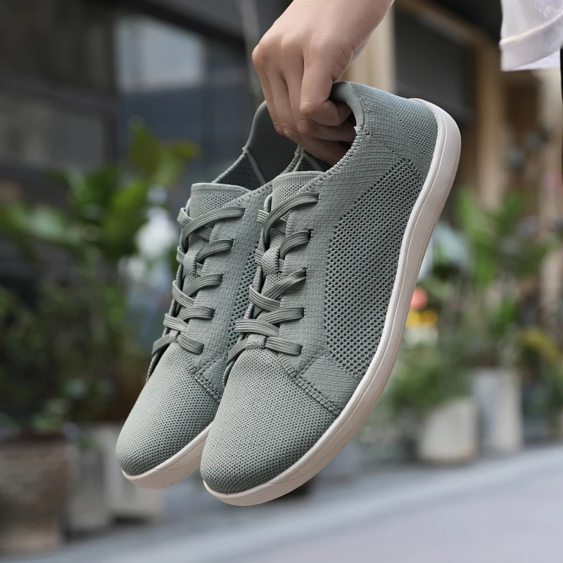 

New Men's Wide Barefoot Canvas Sneaker 2025 Fashion Flats Soft Zero Drop Sole Wider Toe Light Weight Fashion Sneakes Large Size