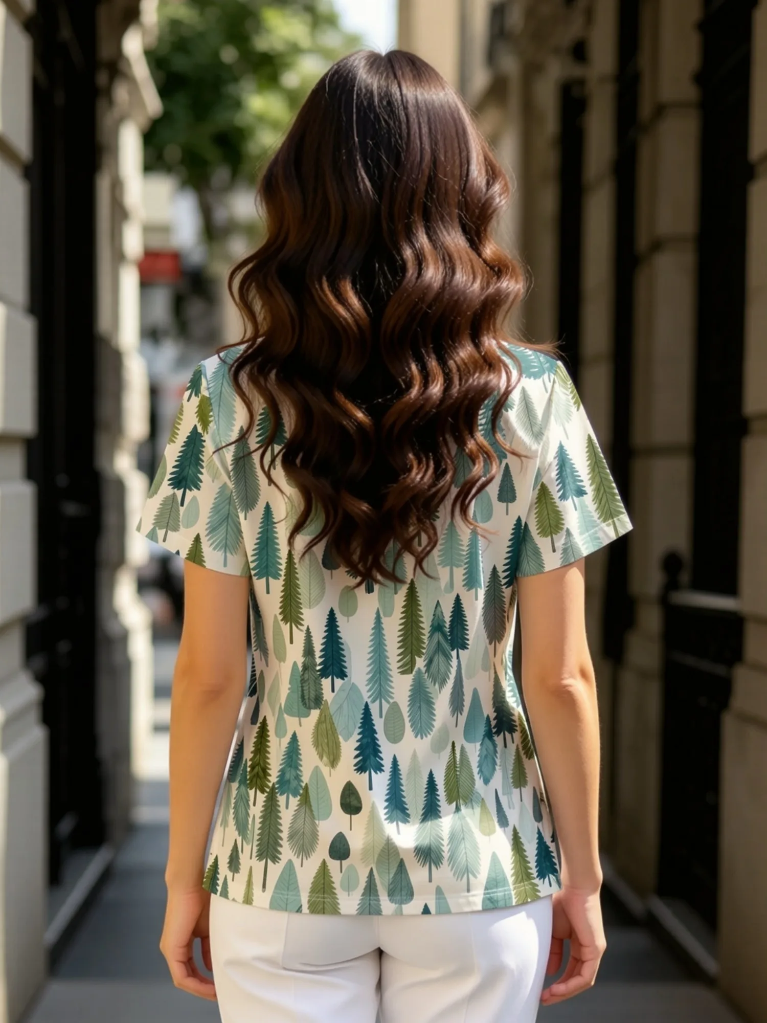 Casual Fit Womens V Neck Nurse Uniform Top Complete With Front Pockets Floral Print Soft Comfortable Fit For Healthcare Workdays