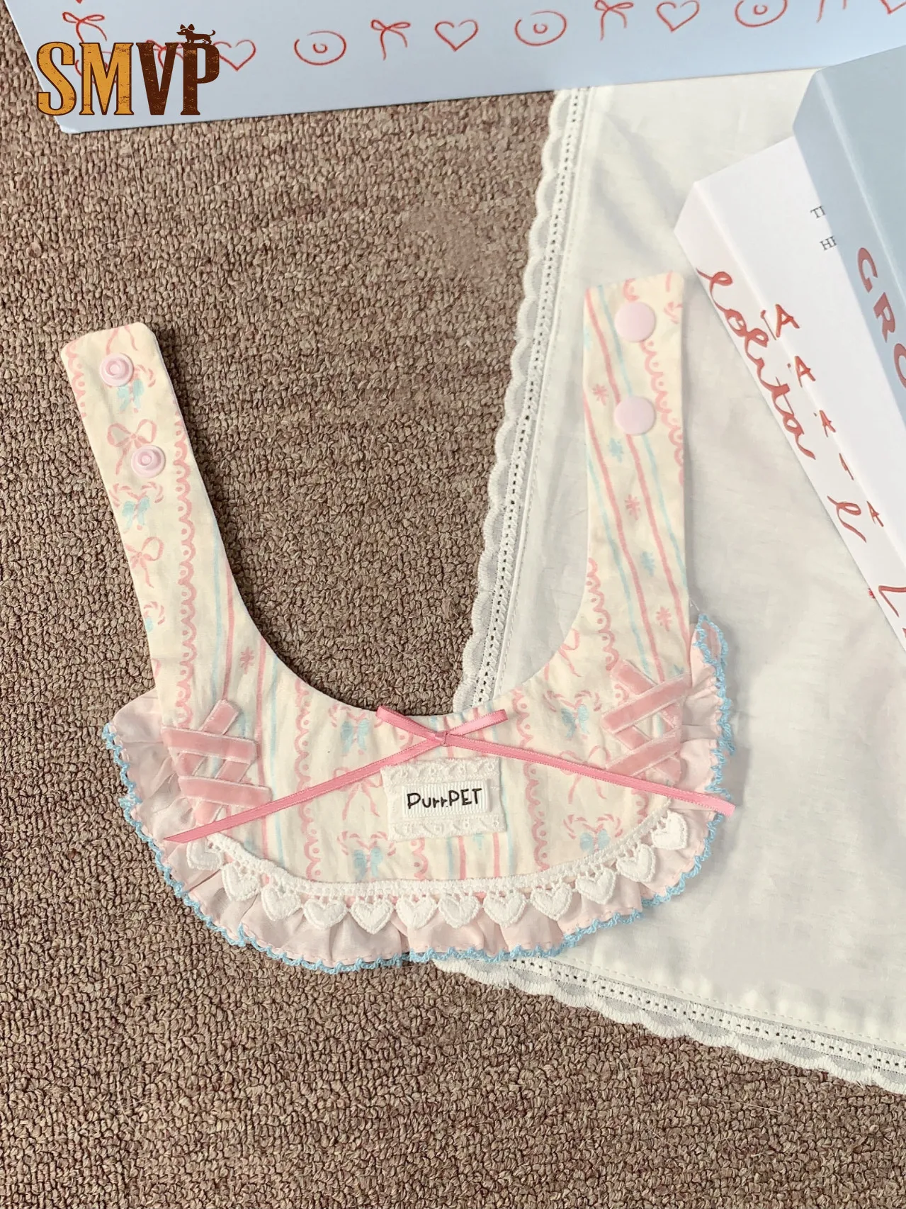 

Original Design Cotton Soft Powder Blue Lace Bow Decoration Girly Feeling Fresh and Sweet Style Pet Kitten Puppy Bib