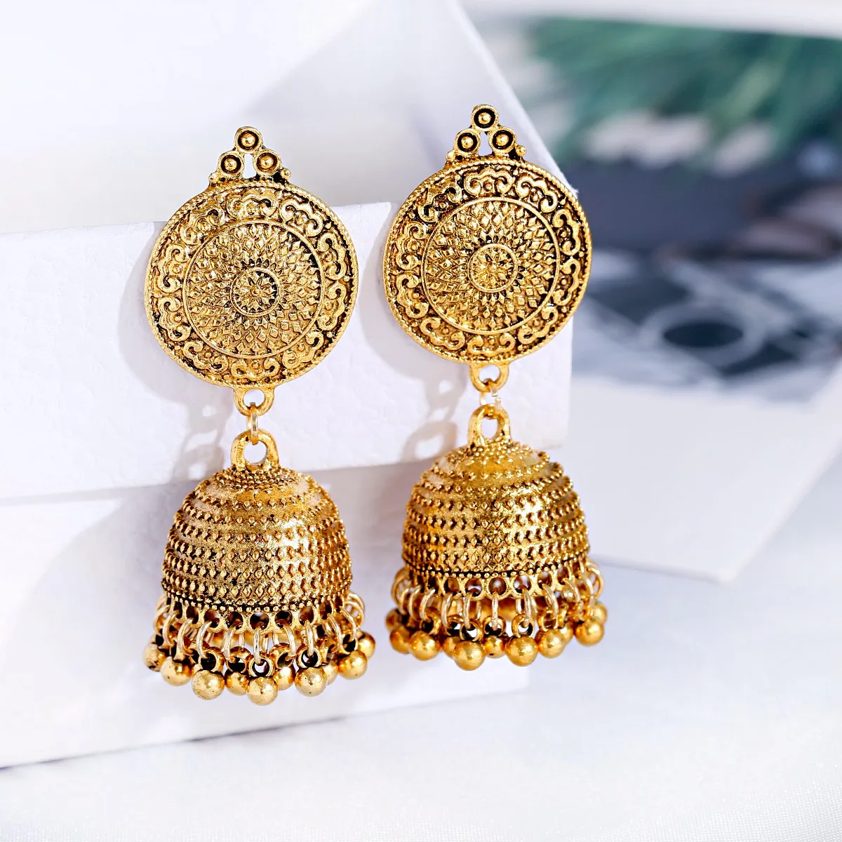 Vintage Ethnic Gold Color Jhumka Earrings Bijoux Antique Round Carved Bells Dangle Earrings Female Wedding Jewelry