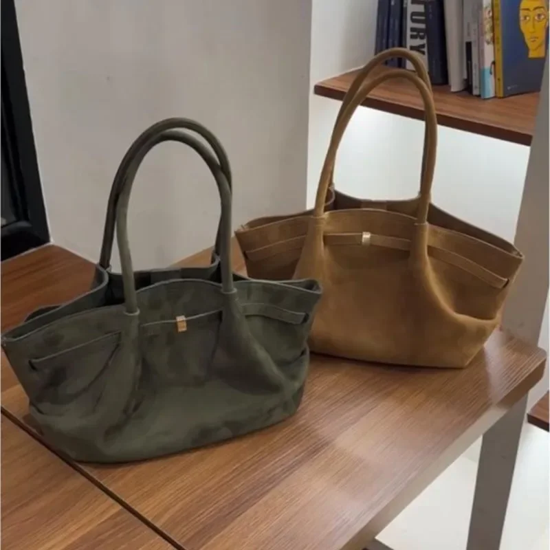 

Retro Faux Suede Matte Tote Bag Women Ruffled Large Capacity Shoulder Bag Ladies Casual Premium Commute Handbag 2026 New