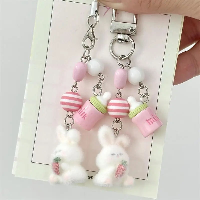 Porte-clés lapin floqué, joli Animal, bouteille, pendentif, sac à dos, ornements, lanière de sac, chaîne de téléphone, cadeaux de Couple