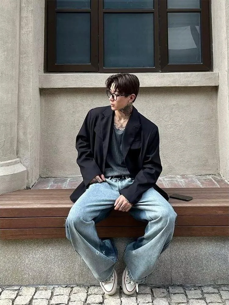 

Мужской повседневный пиджак в гонконгском стиле 2025: модный свободный крой, полиэстер, длинный рукав, декор на пуговицах, для повседневной носки