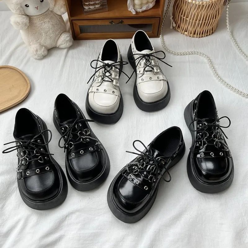 2026 Chunky-Plateau-Pumps für Damen, Schleifen-Keilabsatzschuhe, Lolita-Schuhe, Damen-Herz-Knöchelschnalle, schwarze Schuhe