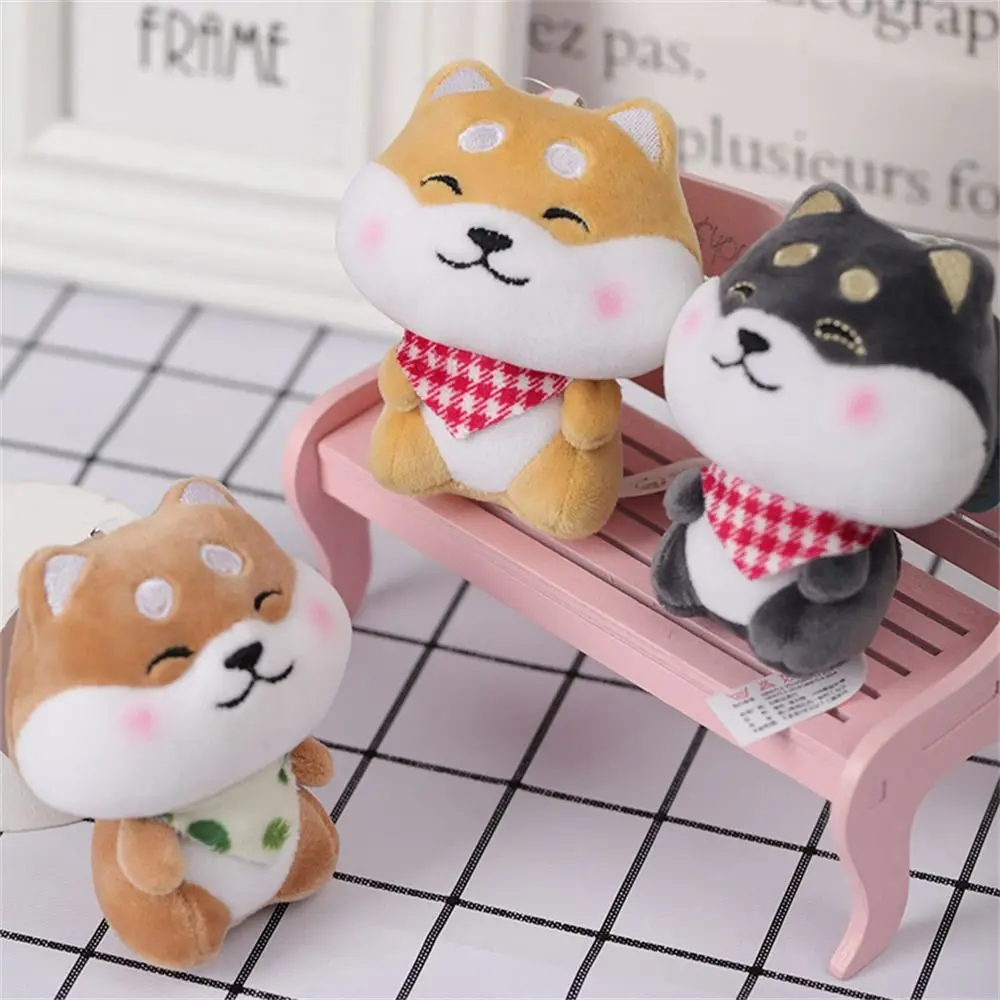 

Stuffed Doll Plush Dog Keychain Plush Doll Cute Scarf Scarf Shiba Keyring Animal Backpack Puppy Dog Pendant Car Keyring