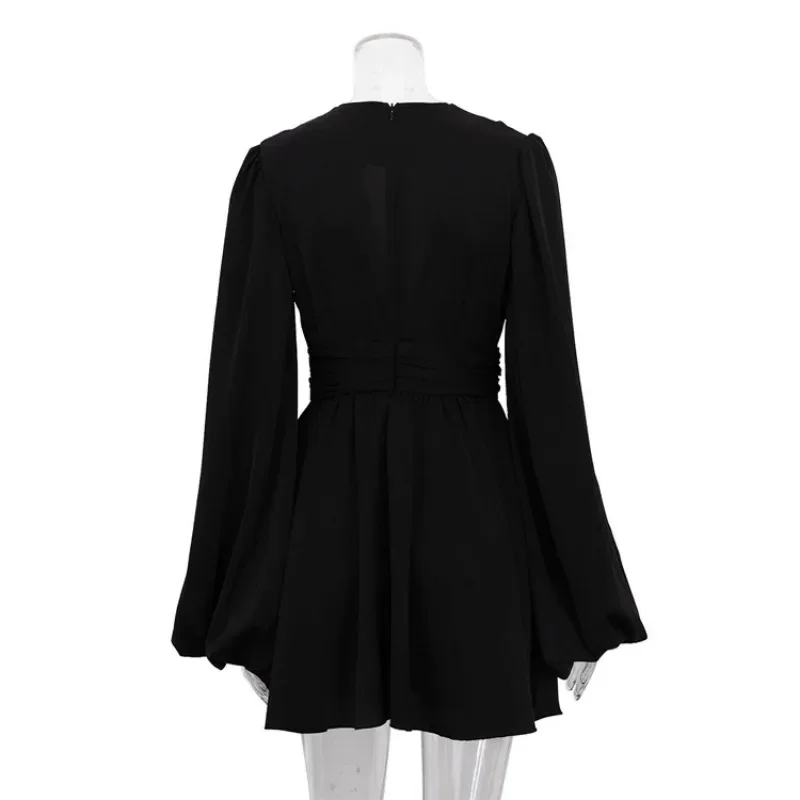 Chaxiaoa-minivestido Sexy con escote en V profundo para mujer, vestido negro ajustado a la moda con mangas abullonadas, vestidos elegantes plisados de cintura alta para mujer 2024