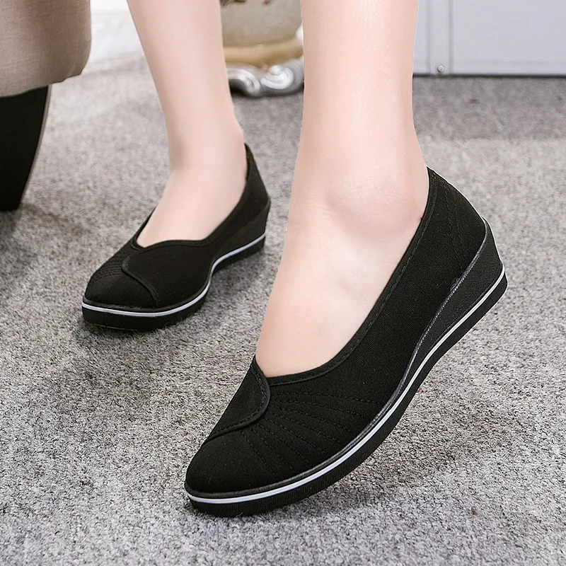 Women Loafers Soft Slip On Canvas Flats Nurse Wedge Shoes Woman Solid Casual Breathable Shoe For Mother Platform Sneakers 2023