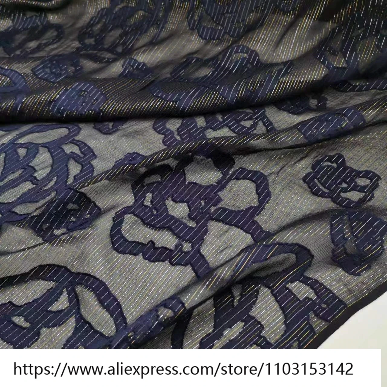 Designer naaistof lichtgewicht dames 10momme en zilveren zijde Qiao Qi gesneden bloem brandende modejurk