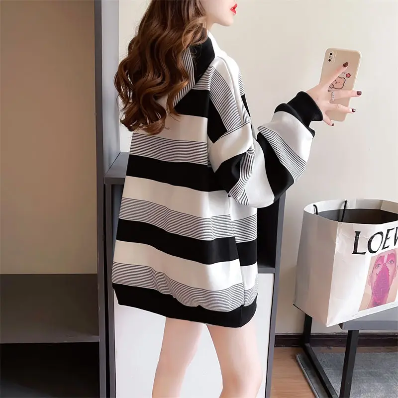 2023 New Spring and Autumn Korean Edition Fashion Design Striped Long Sleeved Loose Leisure Oversized Love Drawstring Hoodie