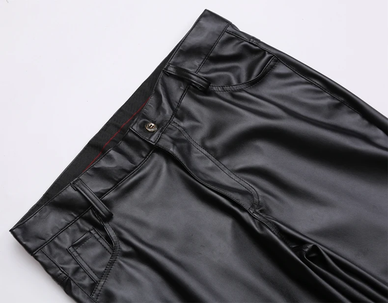 Herren-Lederhose, schmale Passform, elastisch, modisch, PU-Leder, Bikerhose, Nachtclub, Party- und Tanzhose, dünn – Detail 5