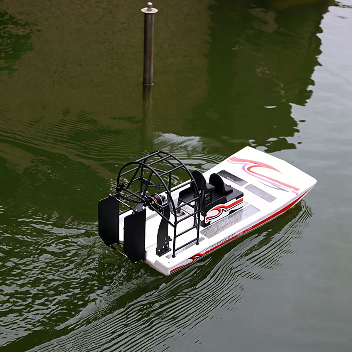 1/13 RC High Speed ​​Boat 2.4G 48cm Brushless Motor Driven Remote Control Wind-powered Boat 55km/h RC Schiffe Model Kit Ship Toy