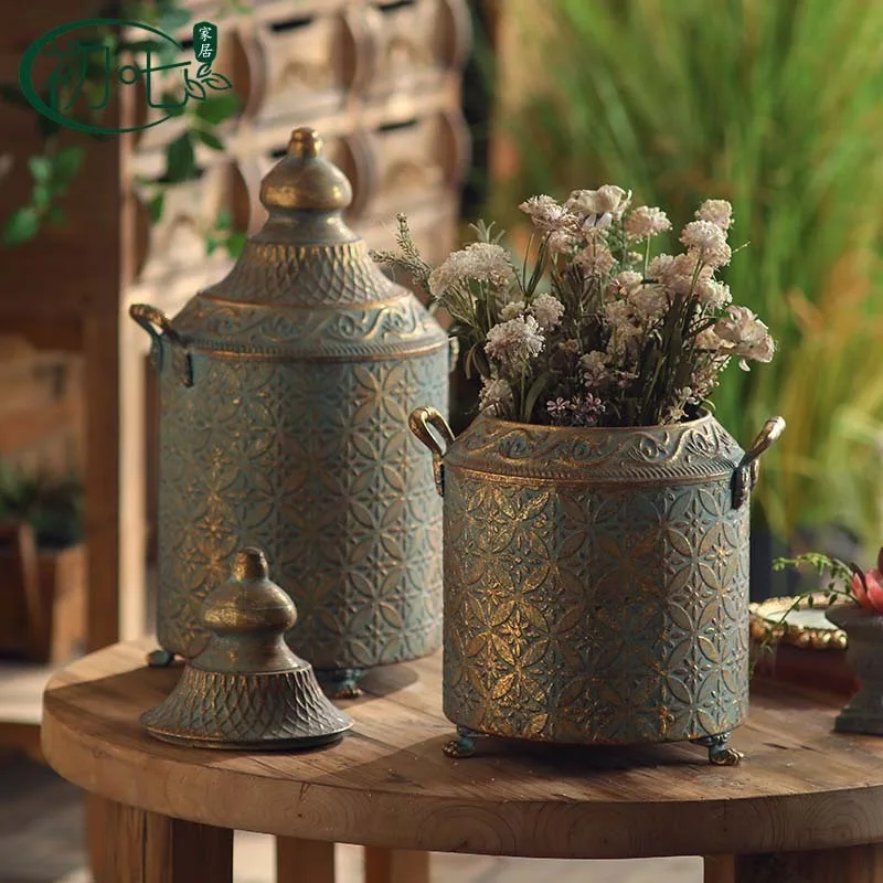 Morocco retro wrought iron vase decoration clothing store desktop decoration flower bucket B & B hotel handicraft ornament