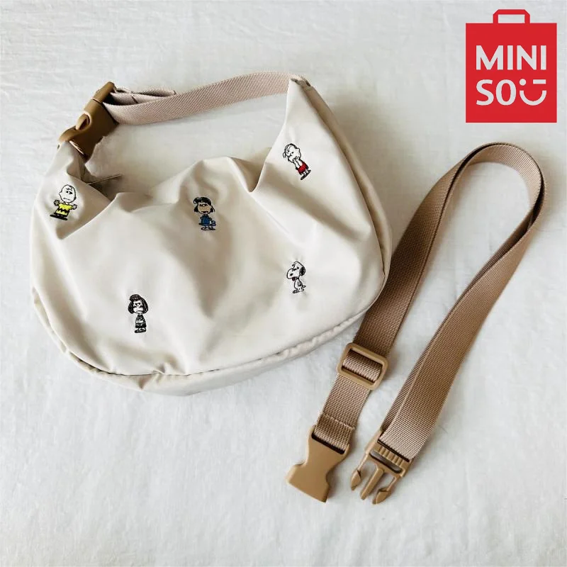 MINISO Fashion Cartoon Cute Snoopy Shoulder Bag Printed Women Messenger Bag Casual Student Crossbody Bag Handbag