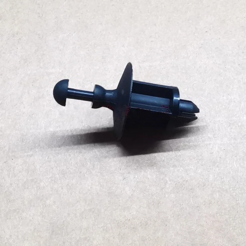 Trunk Boot Partition Panel Clip for Mazda 3 Axela CX-4