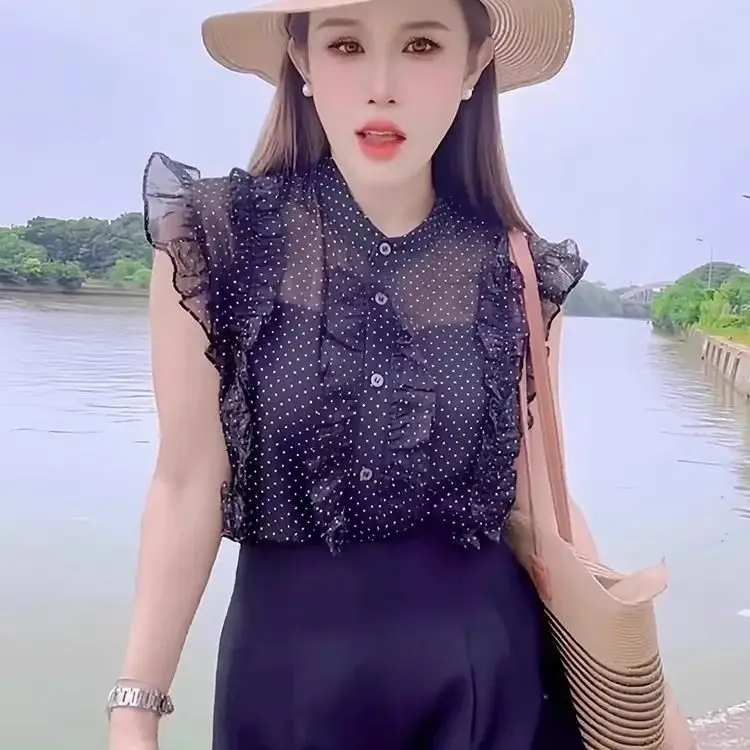 Summer New Sle Polka Dot Chiffon irt Women's Svel Beautiful Faionable Small Top Korean Sle round Ne Blouse