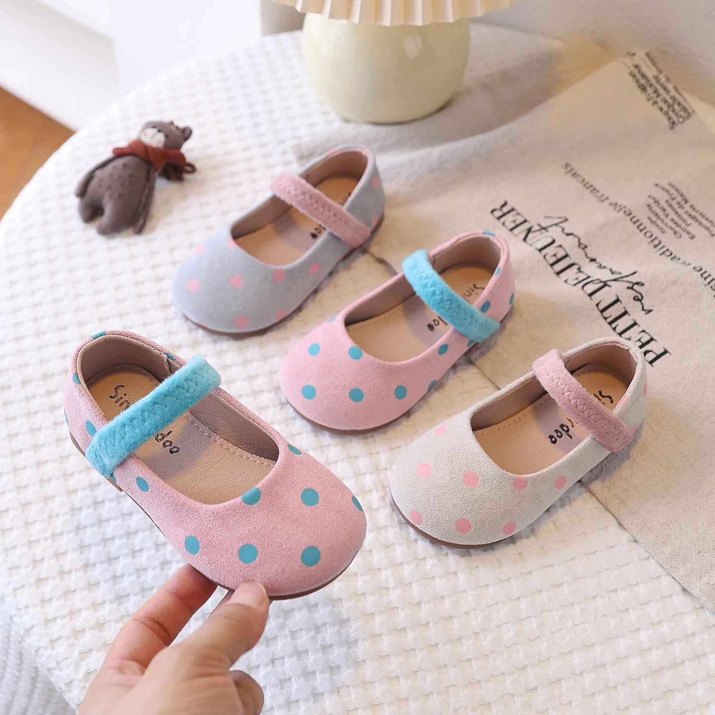 Kid's Shoes Girls Retro Polka Dot Leather Shoes Korean Style Princess Light Weight Fashionable Children's Shoes Size 21-30