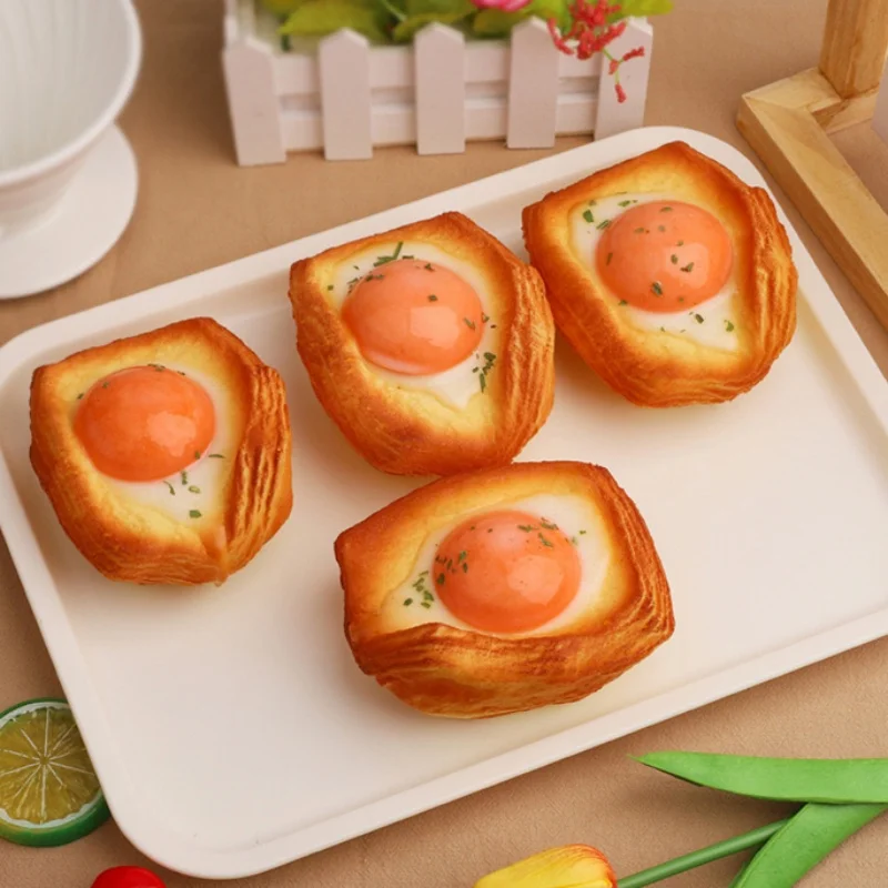 Fragrant 3D Simulation Fried Egg Toast Cake Calming Fidget Toy Squeeze Soft Slow Rebound Release the Mood Desk Accessory Gift