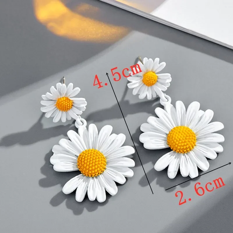 Metal Flower White Painting Women Drop Earrings New Summer Korean Pure White Flower Dangle Earrings Wedding Vacation Jewelry image 2