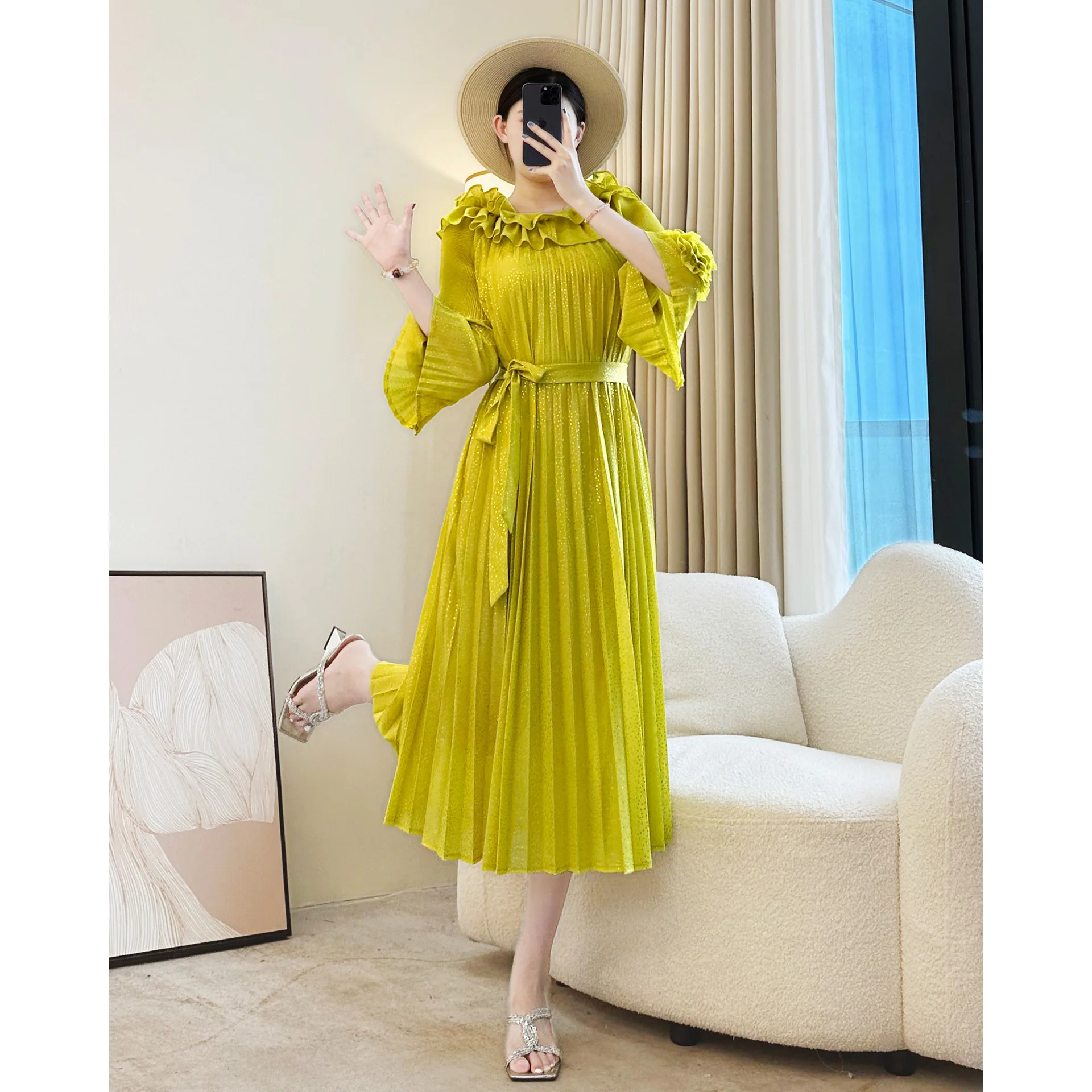 Herfstmode Miyake Geplooide Losse Jurk Effen Kleur Elegante Zevenkwart Mouw Dameskleding Middellange en Lange Jurk