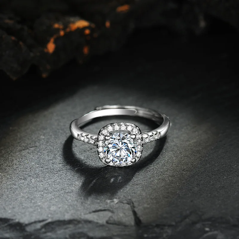New 925 Sterling Silver Ring 2ct Moissanite Luxury for Women Wedding Jewelry Engagement Charm Party Fashion Top Quality Ring