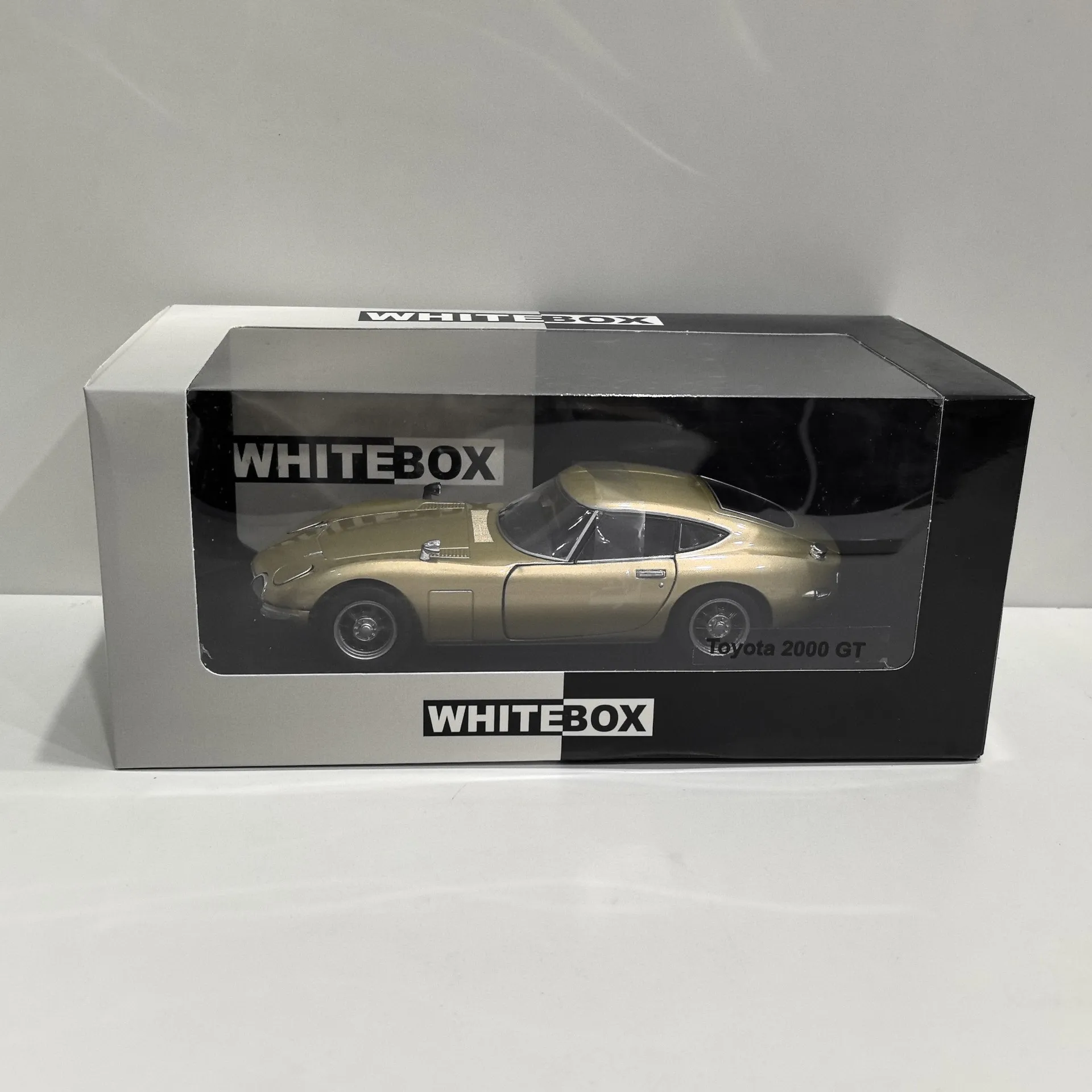 

Литой под давлением WHITEBOX масштаб 1/24 TOYOTA 2000 GT, модель автомобиля из сплава, Коллекционная игрушка, подарок, сувенир, украшение для дисплея
