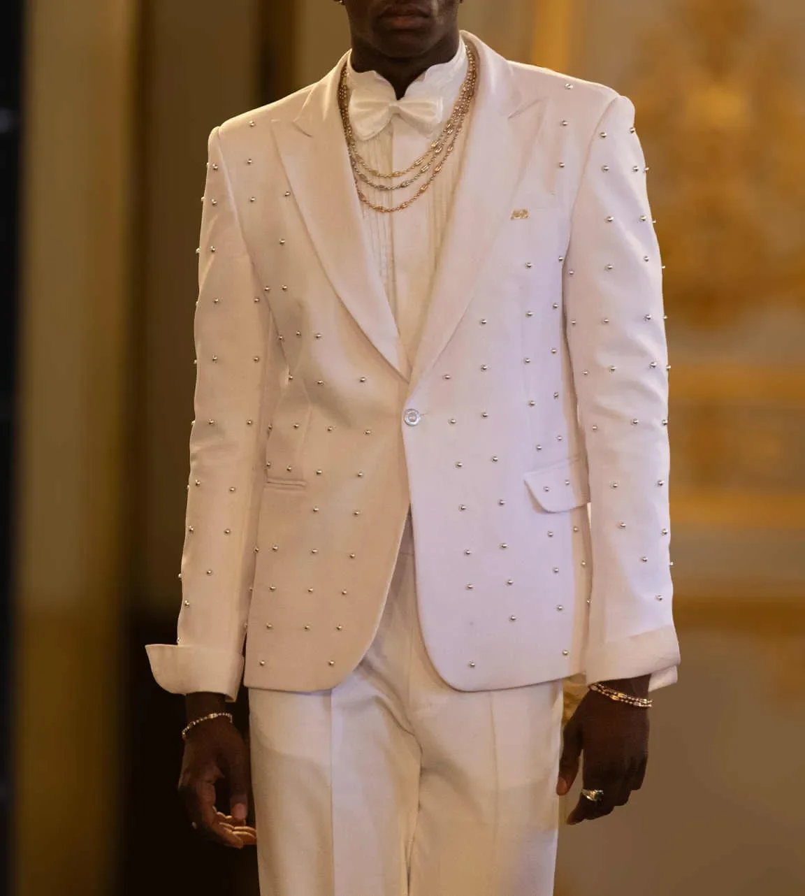 Fashion Pearls Men Suit 2 Pieces Jacket Pants Peaked Lapel One Button Wedding Groom Tuxedos Party Evening Customized