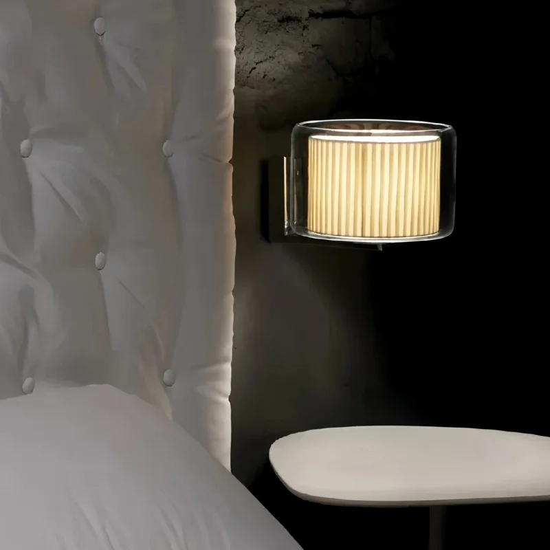 Middle Aged Bauhaus Wall Lamps Used In Coffee Shop Corridors Advanced Feeling Headboard Wall Fitting