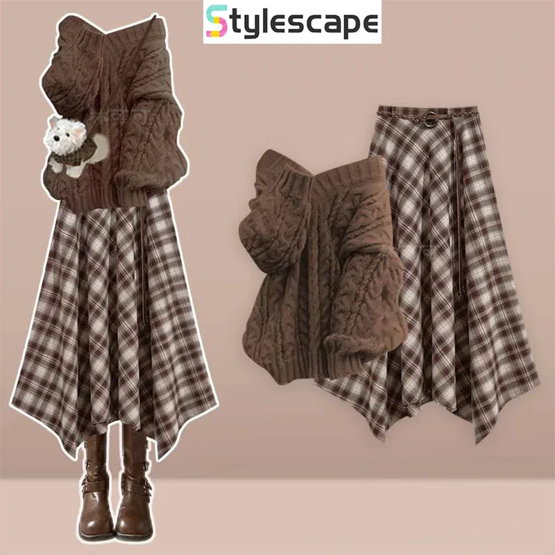 

Autumn Vacation Style Travel Outfit Chic Soft and Sticky Sweater Paired with Design Sense Plaid Niche Skirt Two-piece Set Dress