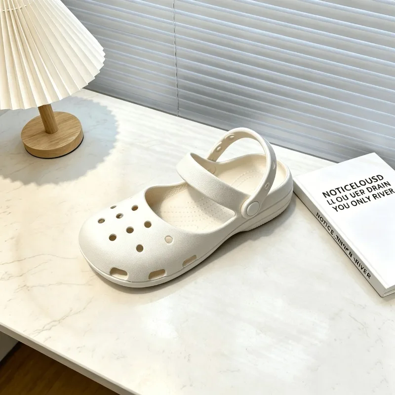 Kinder-Hausschuhe Ausgehöhlte Einfarbige Kindersandalen Vielseitige Weiche Sohle 2026 Neue Mode Mädchen Casual Strandschuhe Rutschfest – Detail 5
