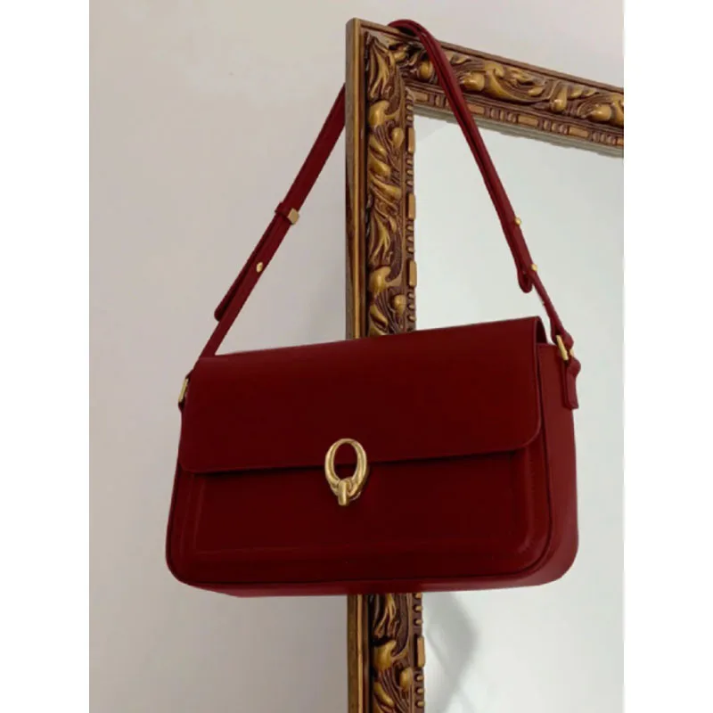 Simple Vintage Red Bag Light Luxury Single Shoulder Fashion Wedding Bag New French Niche Texture High-End Underarm Pack Pop