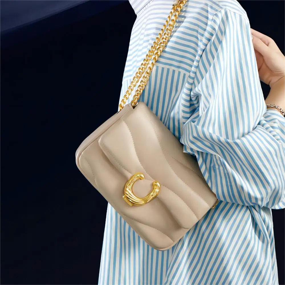 Hailang Bag 2023 Spring and Autumn New Chain Lingge One Shoulder Crossbody Bag Premium Small Square Bag