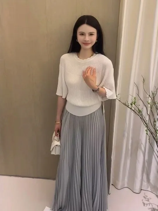 Korean Style Loose Ice Silk Knitted Short Sleeve T-Shirt Women's Summer New Style Slimming Midi Sleeve Top Comfortable Breath...
