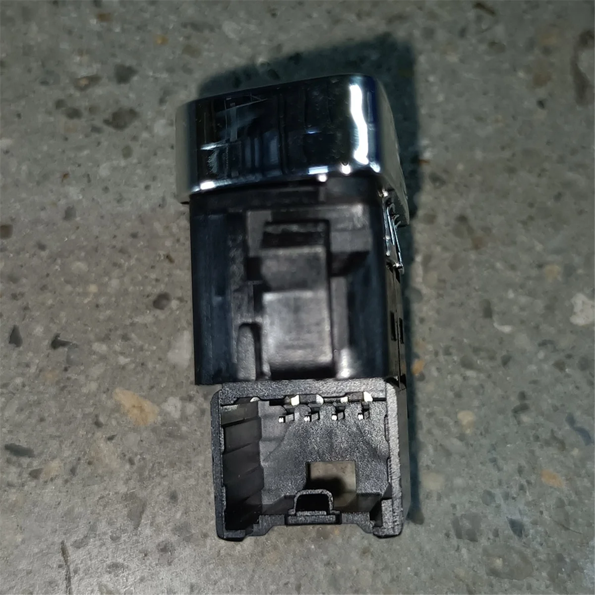 

JAS-Right Front Door Lock Switch BB5T-14017-CBW for Ford Mustang F150 2015-2020 Power Door Lock Unlock Button BB5T-14017CBW