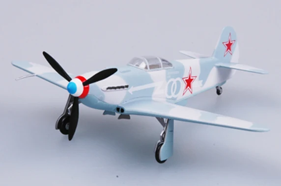 Easymodel-Collection de modèles militaires finis assemblés, cadeau en plastique, Yak-3 soviétique, Russie orientale, 37230, 1/72, 1944