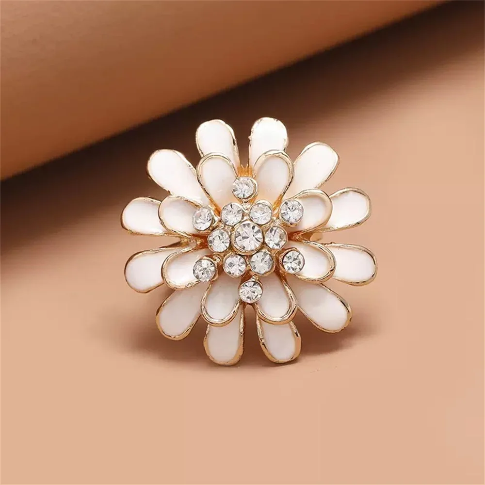 رائعة الأبيض نازف النفط ديزي تشيكوسلوفاكيا زهرة المفتوحة خواتم للمرأة الأزياء الفاخرة المعادن قابل للتعديل حلقة امرأة مجوهرات اكسسوارات