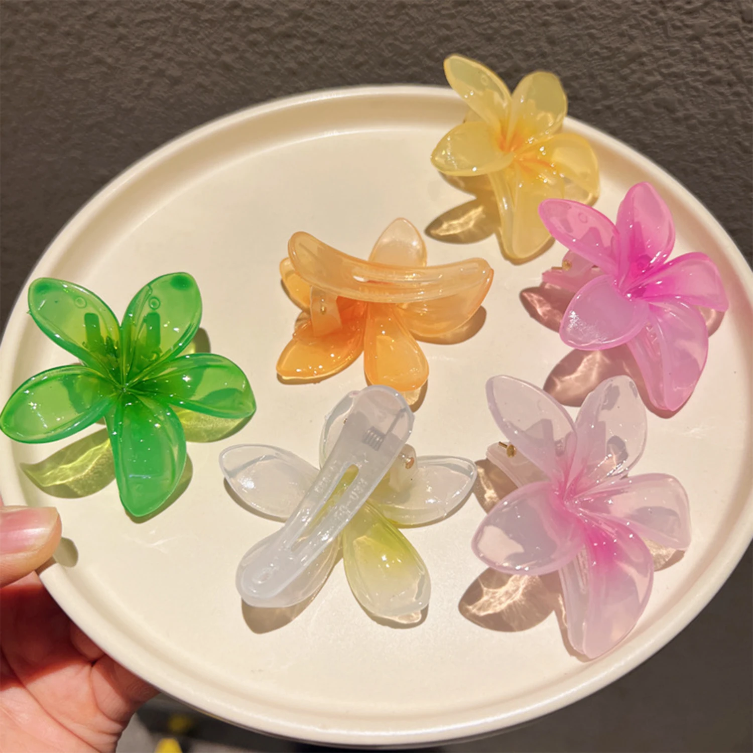 

Hair Flower Clips Hawaiian Plumeria Beach Flowers Claw Barrettes Accessories Barrette Kids Colorful Women Piece Artificial